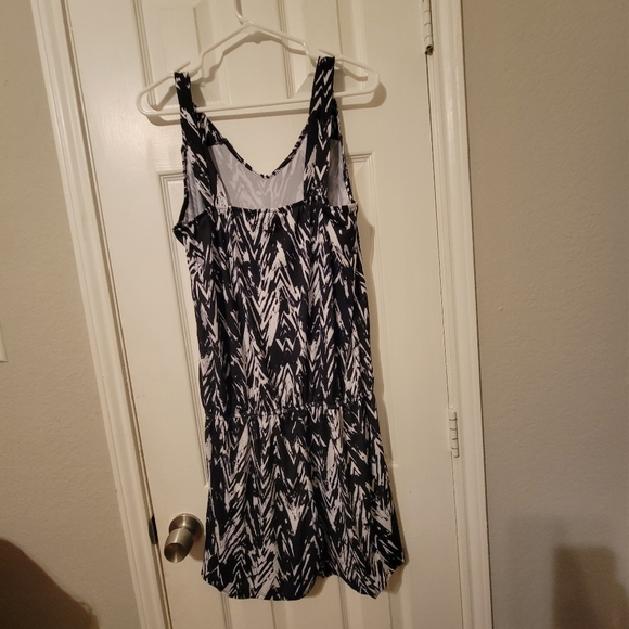 Black and white romper XL - Picture 2 of 4
